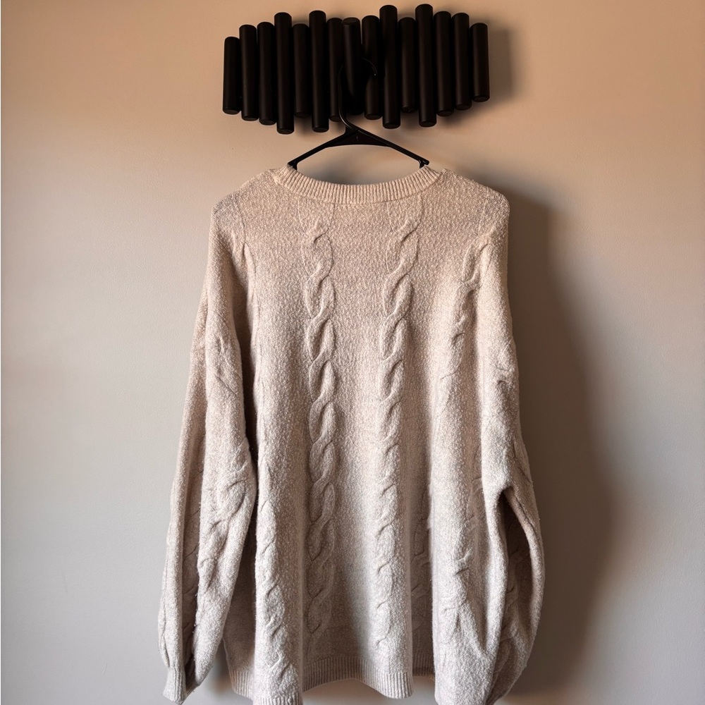 crown & ivy Cream Cable-Knit Crewneck Sweater - Picture 4 of 4